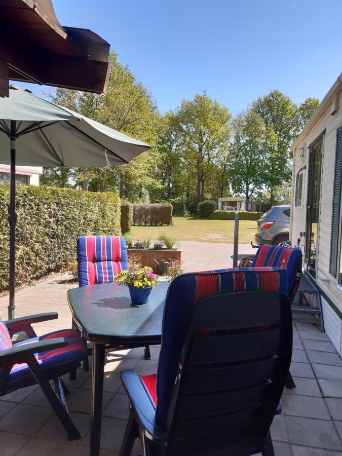 Chalet 15 "De Tien Heugten" Vakantiepark Schoonloo Esterno foto
