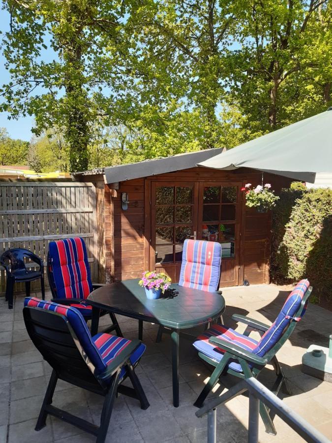 Chalet 15 "De Tien Heugten" Vakantiepark Schoonloo Esterno foto